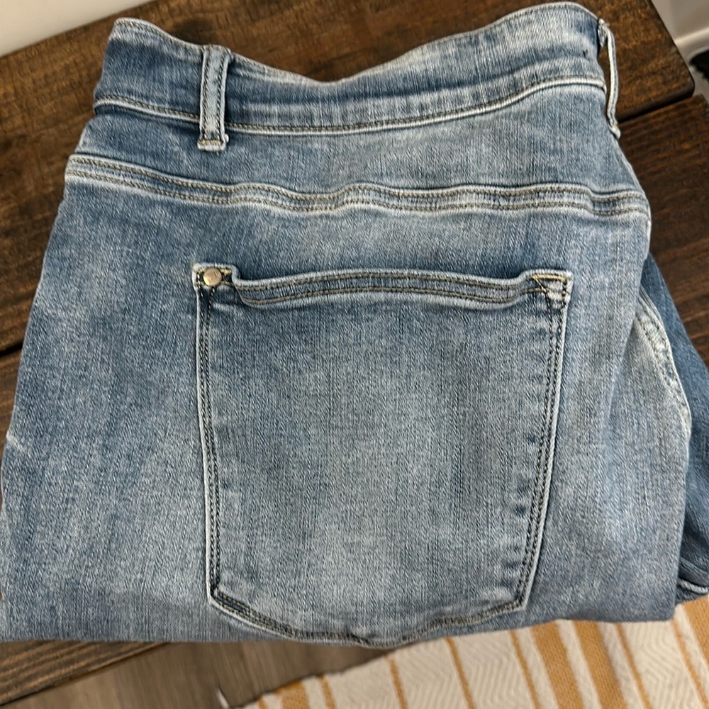 Judy blue light wash jeans